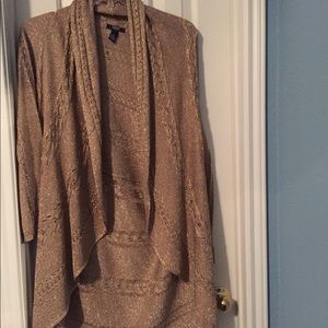 Alfani 2X flowing coverup topper/ cardigan in gold